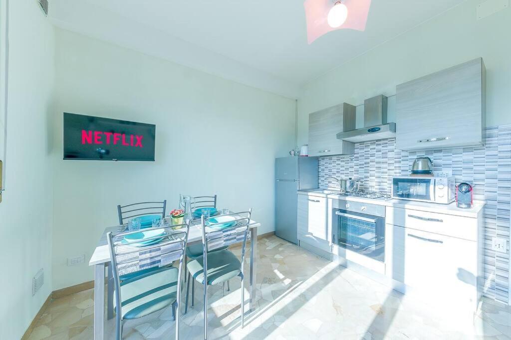 Navigli - Downtown - Duomo Spacious Two Bedroom Apartment - Close To Metro - Ac - Wi-Fi ميلان المظهر الخارجي الصورة