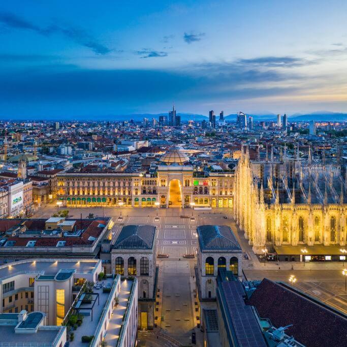 Navigli - Downtown - Duomo Spacious Two Bedroom Apartment - Close To Metro - Ac - Wi-Fi ميلان المظهر الخارجي الصورة